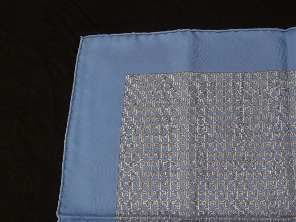 1円 □新品□未使用□ HERMES エルメス カレ40 プチカレ 1円 □新品□未使用□ HERMES エルメス カレ40 プチカレ