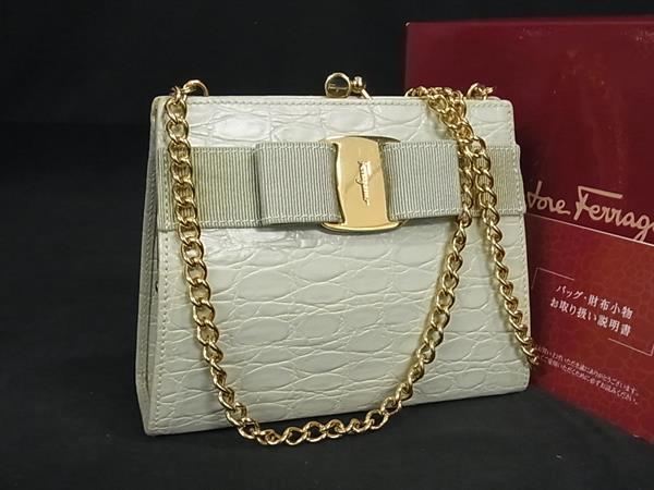 1円 □美品□ Salvatore Ferragamo フェラガモ ヴァラリボン 1円 □美品□ Salvatore Ferragamo フェラガモ ヴァラリボン