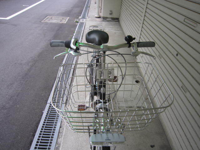 新品アウトレット　ワイドＬＥＤオートライト　３段変速　ステンレスリム?。拢粒潦藰敟伐匹）`サイクル２７インチ