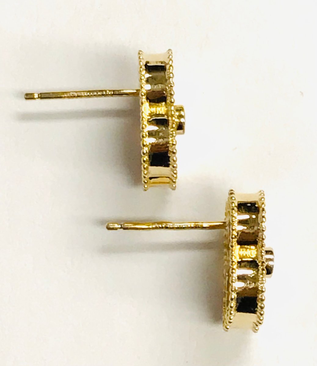 qoj.ZAK06 K18 ゴールド 四つ葉モチーフ シェルピアス 中石0.005 qoj.ZAK06 K18 ゴールド 四つ葉モチーフ シェルピアス 中石0.005