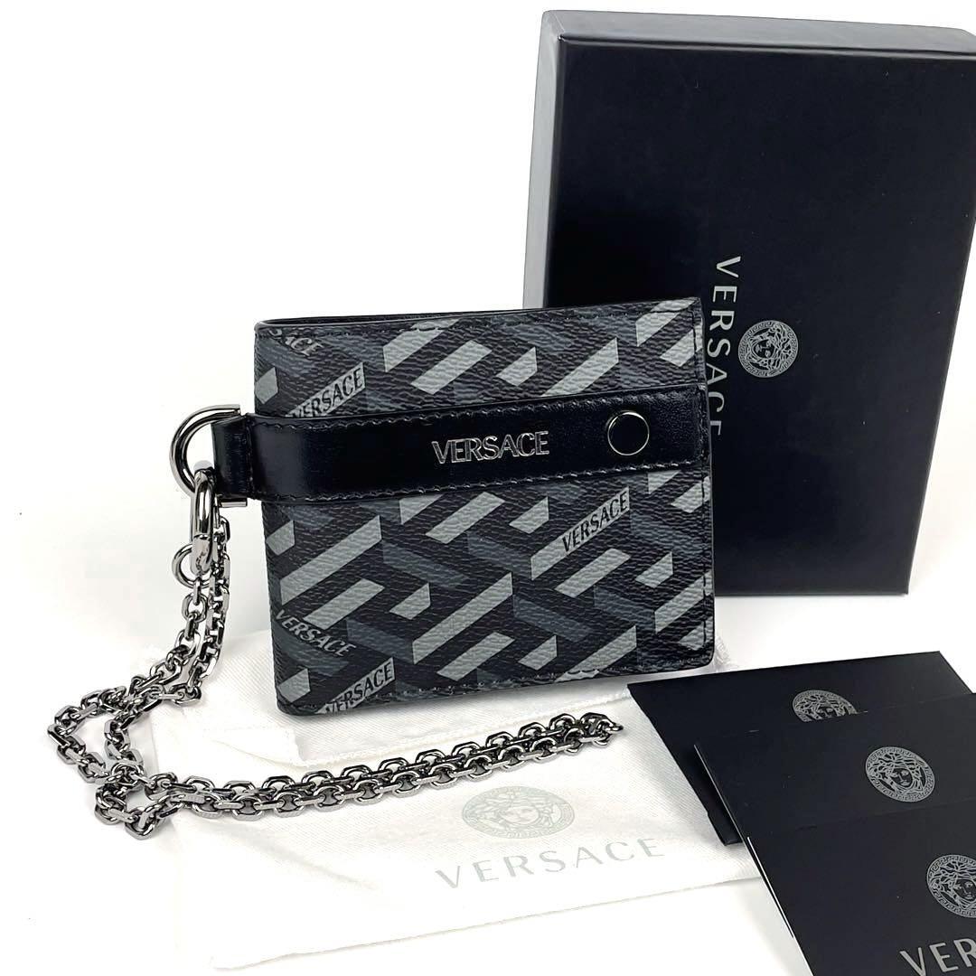 極美品 VERSACE ヴェルサーチ チェーンウォレット 折り財布 ラ 極美品 VERSACE ヴェルサーチ チェーンウォレット 折り財布 ラ
