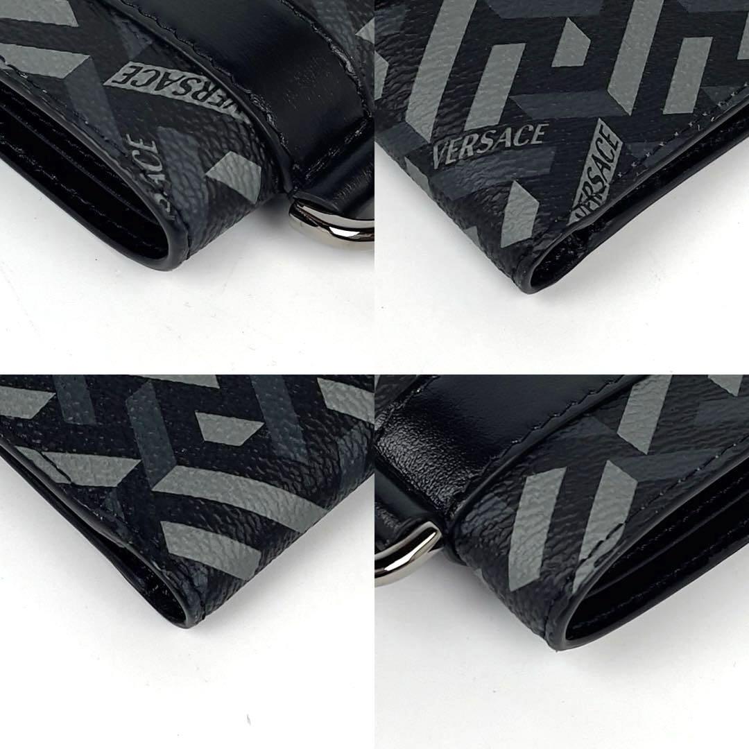 極美品 VERSACE ヴェルサーチ チェーンウォレット 折り財布 ラ 極美品 VERSACE ヴェルサーチ チェーンウォレット 折り財布 ラ