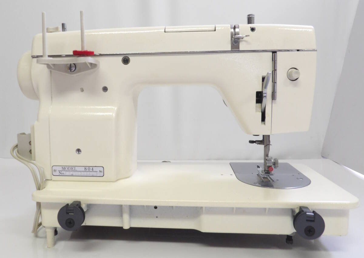 よろづ屋】ジャノメ ミシン JANOME MODEL 804 トピアレーヌ 昭和 よろづ屋】ジャノメ ミシン JANOME MODEL 804 トピアレーヌ 昭和