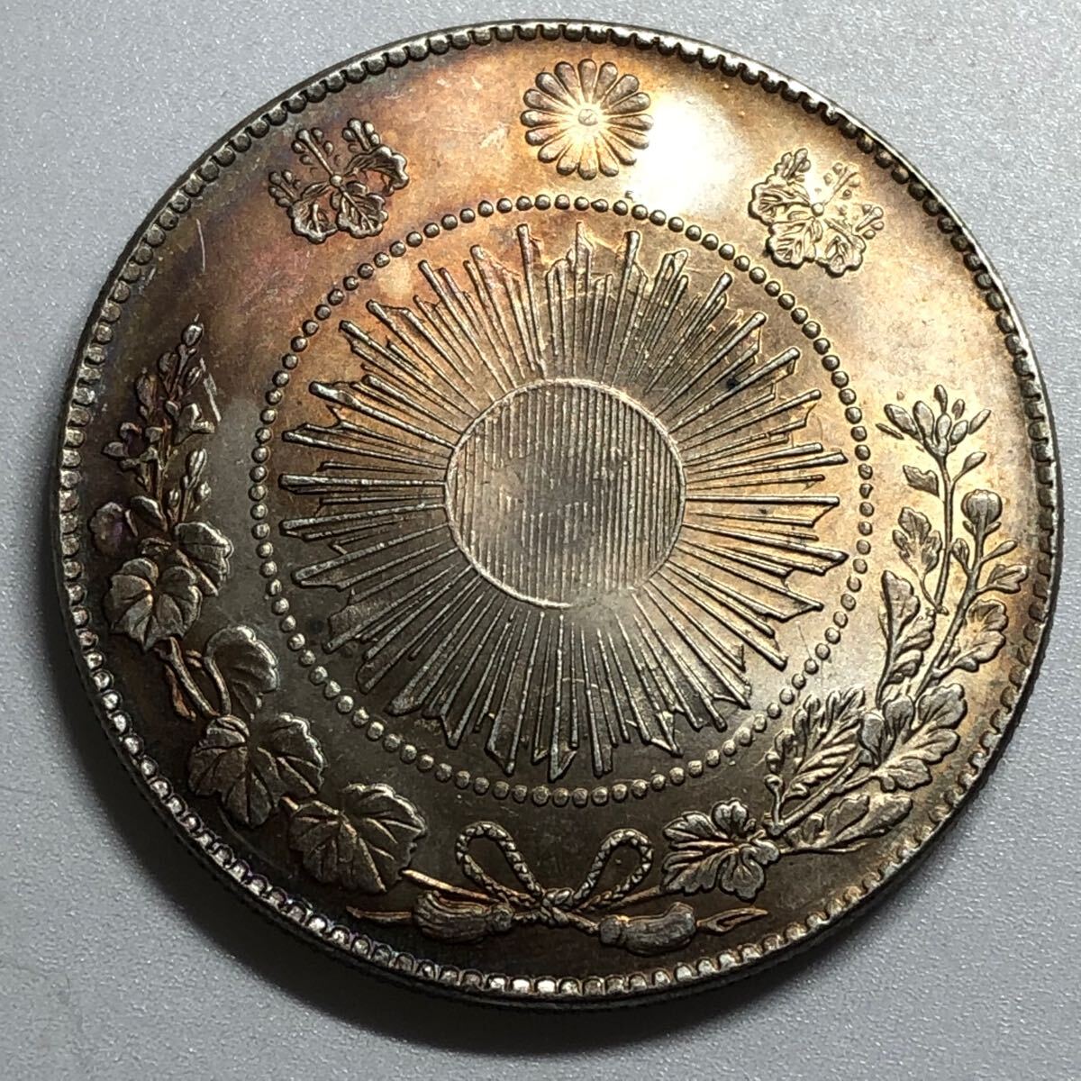古銭 貿易銀 一圓銀貨 明治三年 明治3年 銀貨 一圓 日本古銭 新 古銭 貿易銀 一圓銀貨 明治三年 明治3年 銀貨 一圓 日本古銭 新