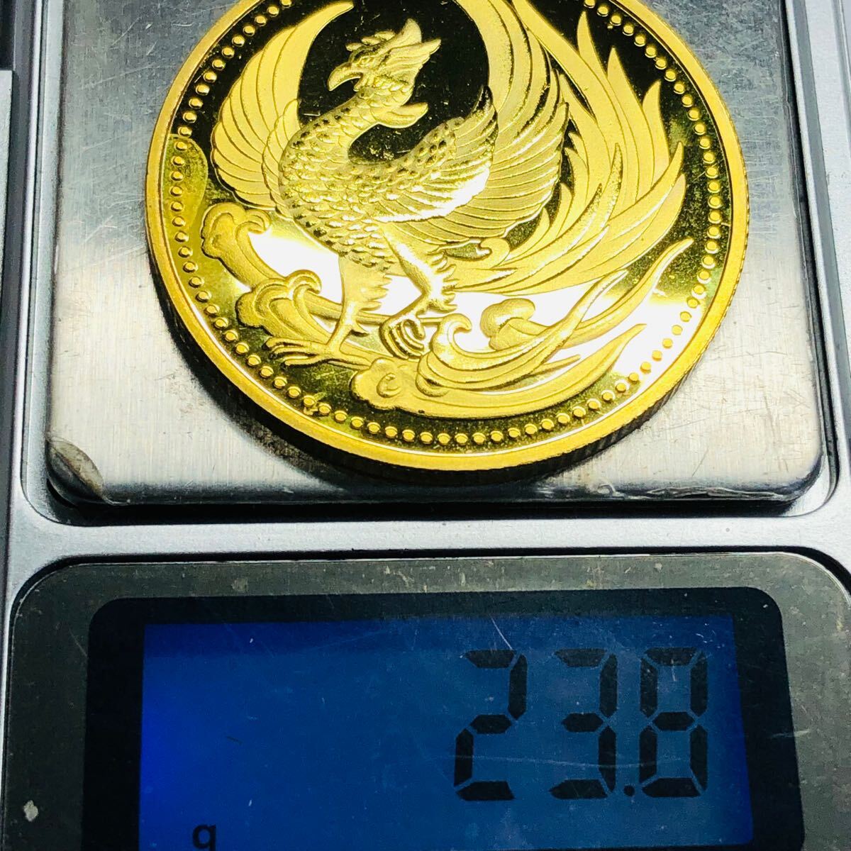 金貨 日本 鳳凰 菊の御紋 天皇陛下御即位記念 記念メダル 10万円 金貨 日本 鳳凰 菊の御紋 天皇陛下御即位記念 記念メダル 10万円