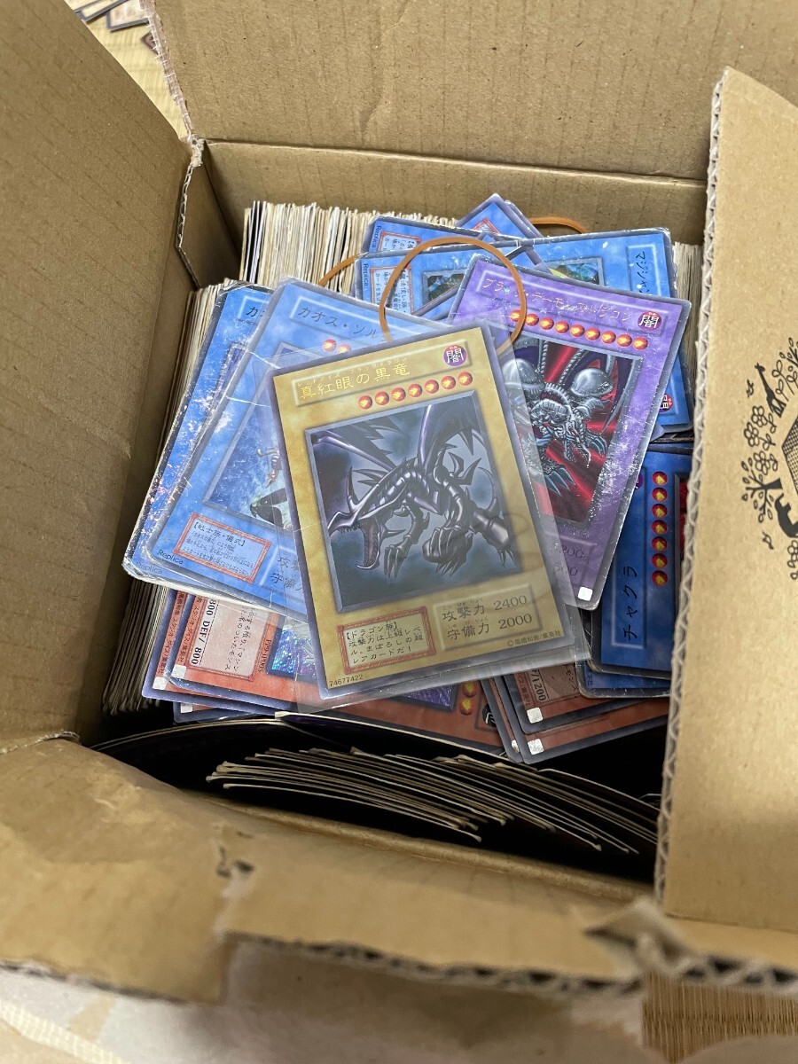 遊戯王 引退品 キラカード大量 段ボールカード大量(まとめ売り 遊戯王 引退品 キラカード大量 段ボールカード大量(まとめ売り