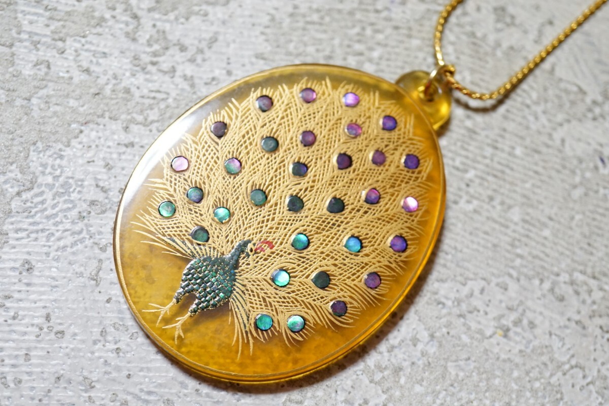 660 作家物 和装 本鼈甲 螺鈿細工 金蒔絵 べっ甲 ネックレス 660 作家物 和装 本鼈甲 螺鈿細工 金蒔絵 べっ甲 ネックレス