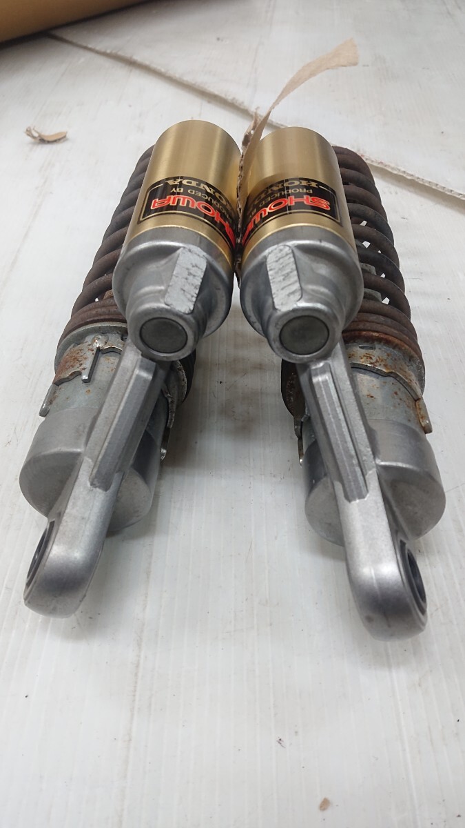 CB400SF(NC31)純正リアサスペンション SHOWAショーワ330mm(リア CB400SF(NC31)純正リアサスペンション SHOWAショーワ330mm(リア