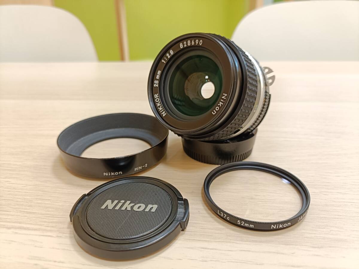 美品】 Nikon Ai-S NIKKOR 28mm F2.8 28/1:2.8 ニコン AIS 美品】 Nikon Ai-S NIKKOR 28mm F2.8 28/1:2.8 ニコン AIS
