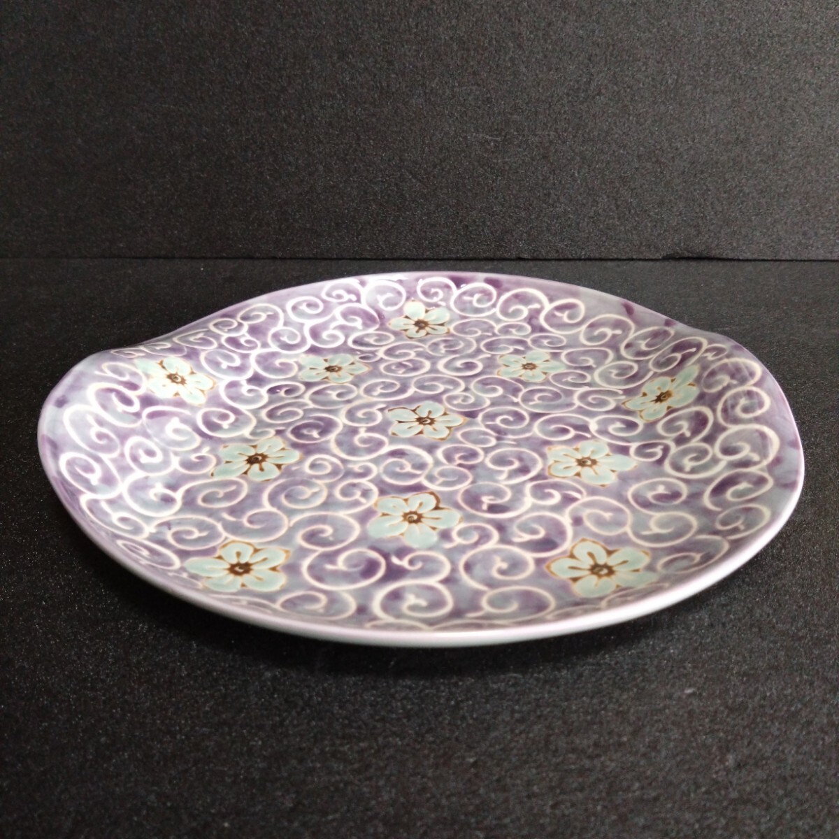 お得セット 新品 波佐見焼 龍庵窯 捻りスクエアプレート紫 新生活 お花見 食器