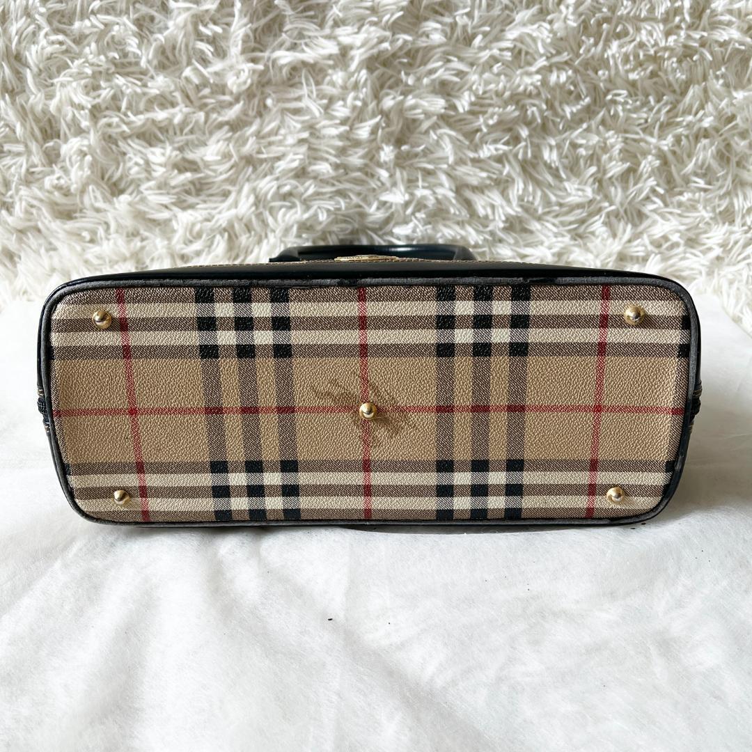 美品 BURBERRYS バーバリーズ ノバチェック シャドーホース 美品 BURBERRYS バーバリーズ ノバチェック シャドーホース