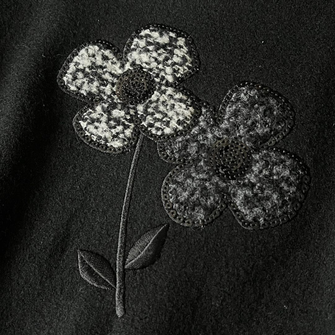 美品 40 M'S GRACY エムズグレイシー スパンコール 花刺繍付き 美品 40 M'S GRACY エムズグレイシー スパンコール 花刺繍付き
