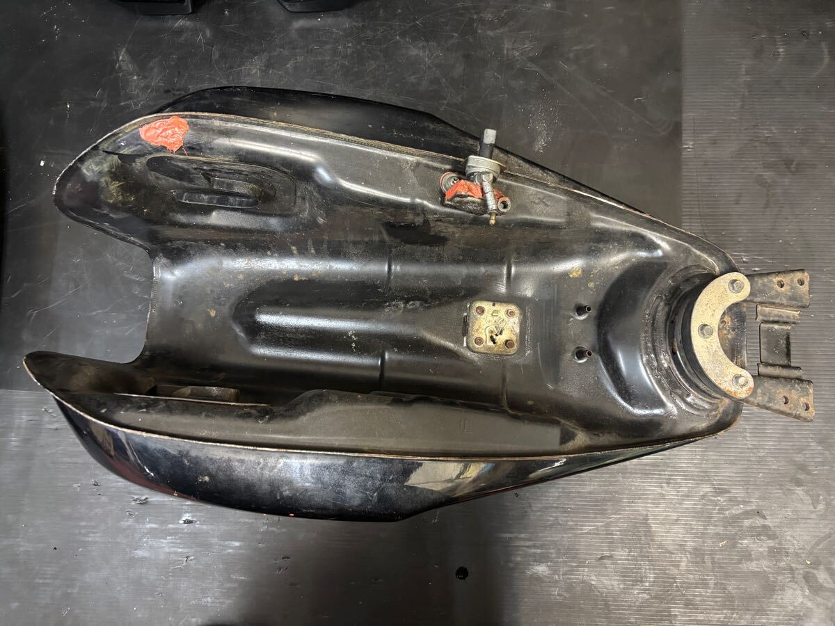 4HM〕XJR400 1台ばら売り 純正外装一式 タンク テールカウル 4HM〕XJR400 1台ばら売り 純正外装一式 タンク テールカウル