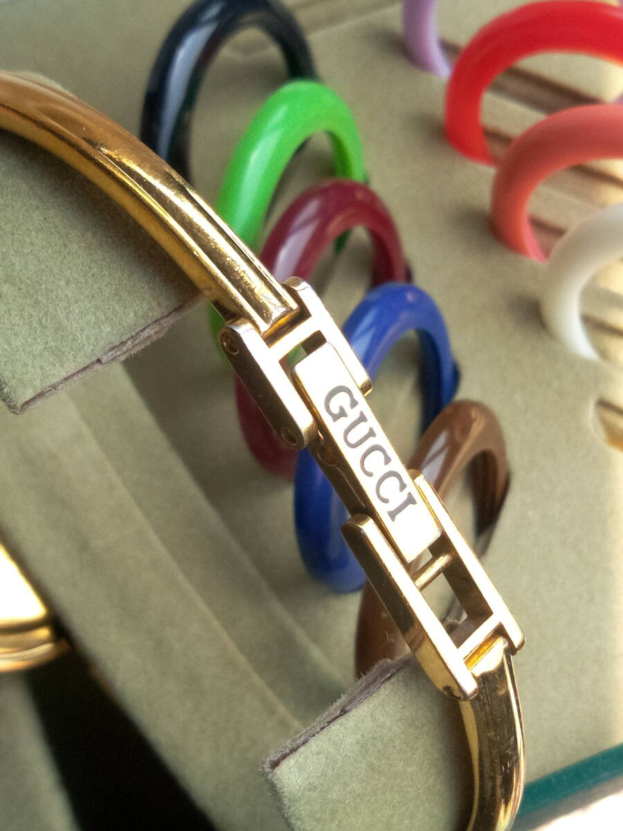 ジャンク GUCCI/グッチ/ チェンジベゼル/箱・付属品付/クォーツ ジャンク GUCCI/グッチ/ チェンジベゼル/箱・付属品付/クォーツ