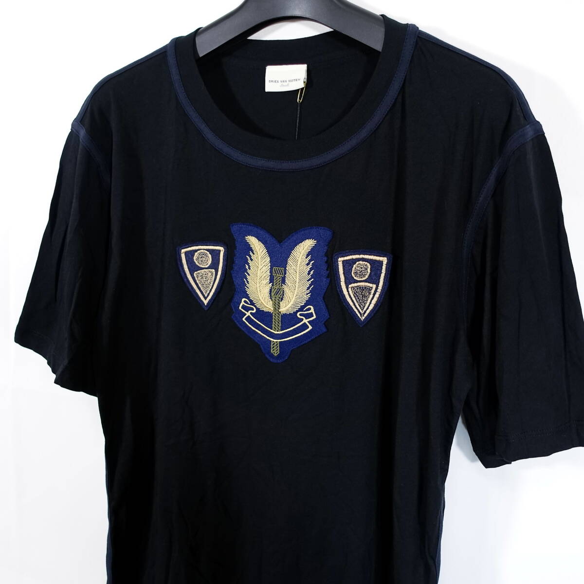 未使用】ドリスヴァンノッテン ワッペンTシャツ DRIES VAN 未使用】ドリスヴァンノッテン ワッペンTシャツ DRIES VAN