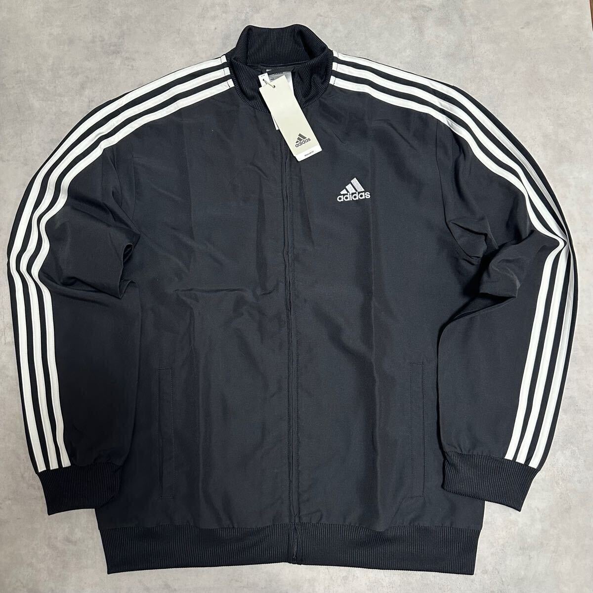 ☆送料230円 adidas【XL】セットアップ ジャージ アディダス ☆送料230円 adidas【XL】セットアップ ジャージ アディダス