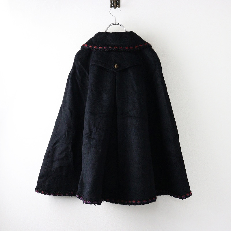未使用 保管品 ロイスクレヨン Lois CRAYON 2013 受注コート エルトロ お花 刺繍 マント コート M*ブラック ケープ【2400014381368】