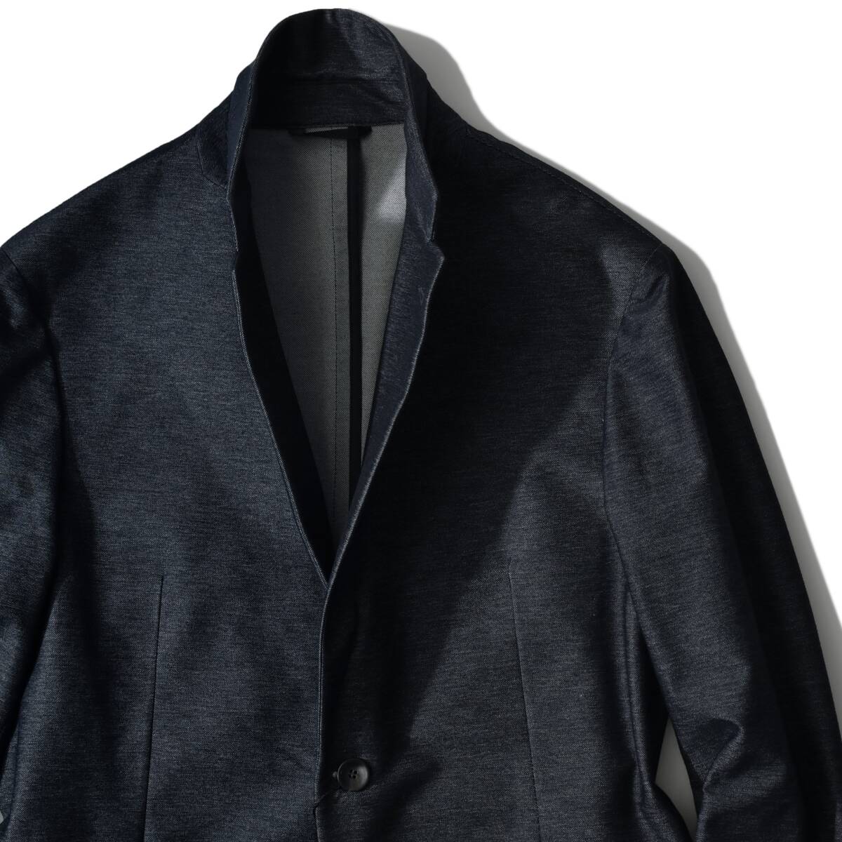 28,6万【ジョルジオ アルマーニ 新品】春秋冬◇“美しさ 28,6万【ジョルジオ アルマーニ 新品】春秋冬◇“美しさ