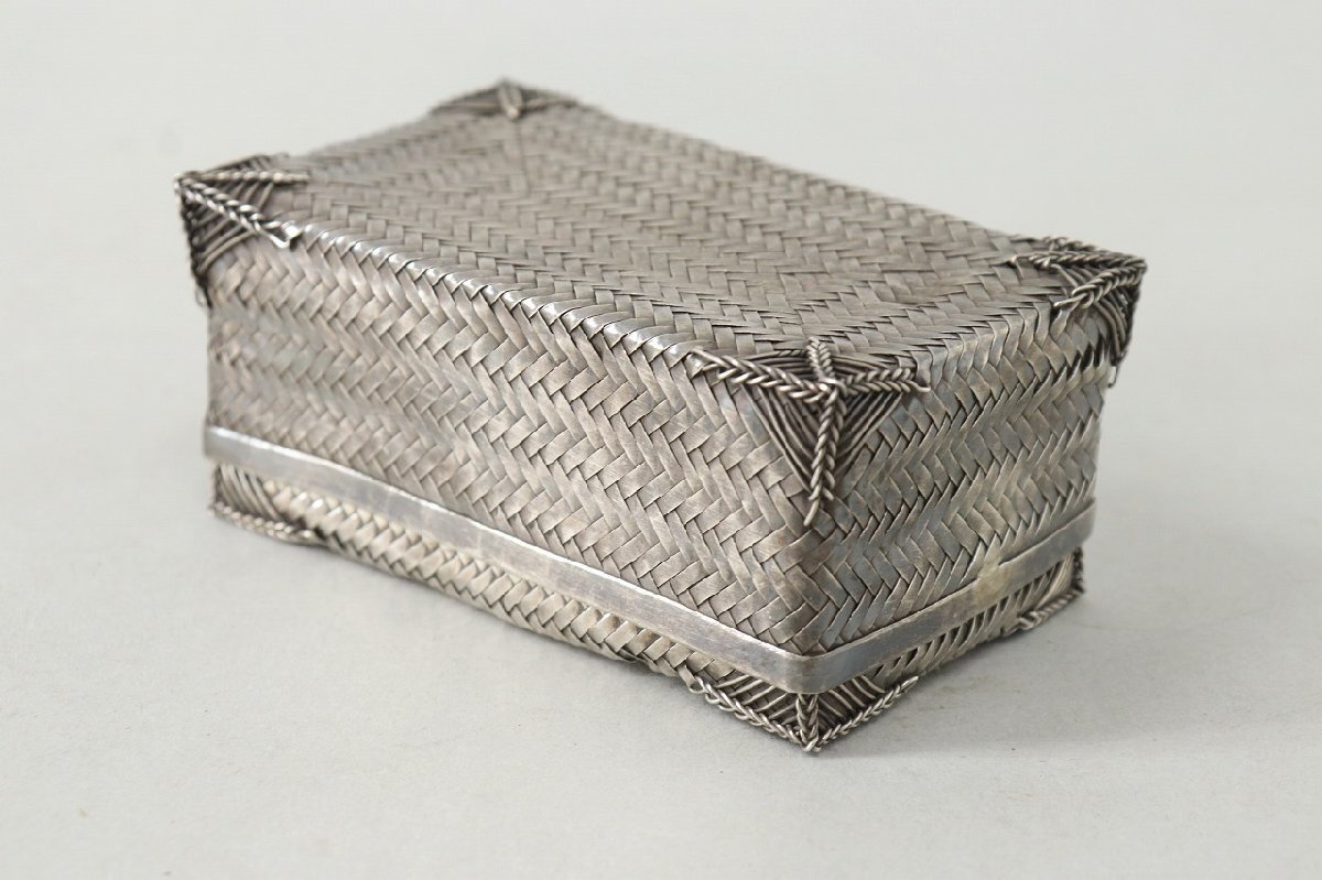 タイ カレン族 シルバー 編み込み ジュエリーボックス 重量136g タイ カレン族 シルバー 編み込み ジュエリーボックス 重量136g