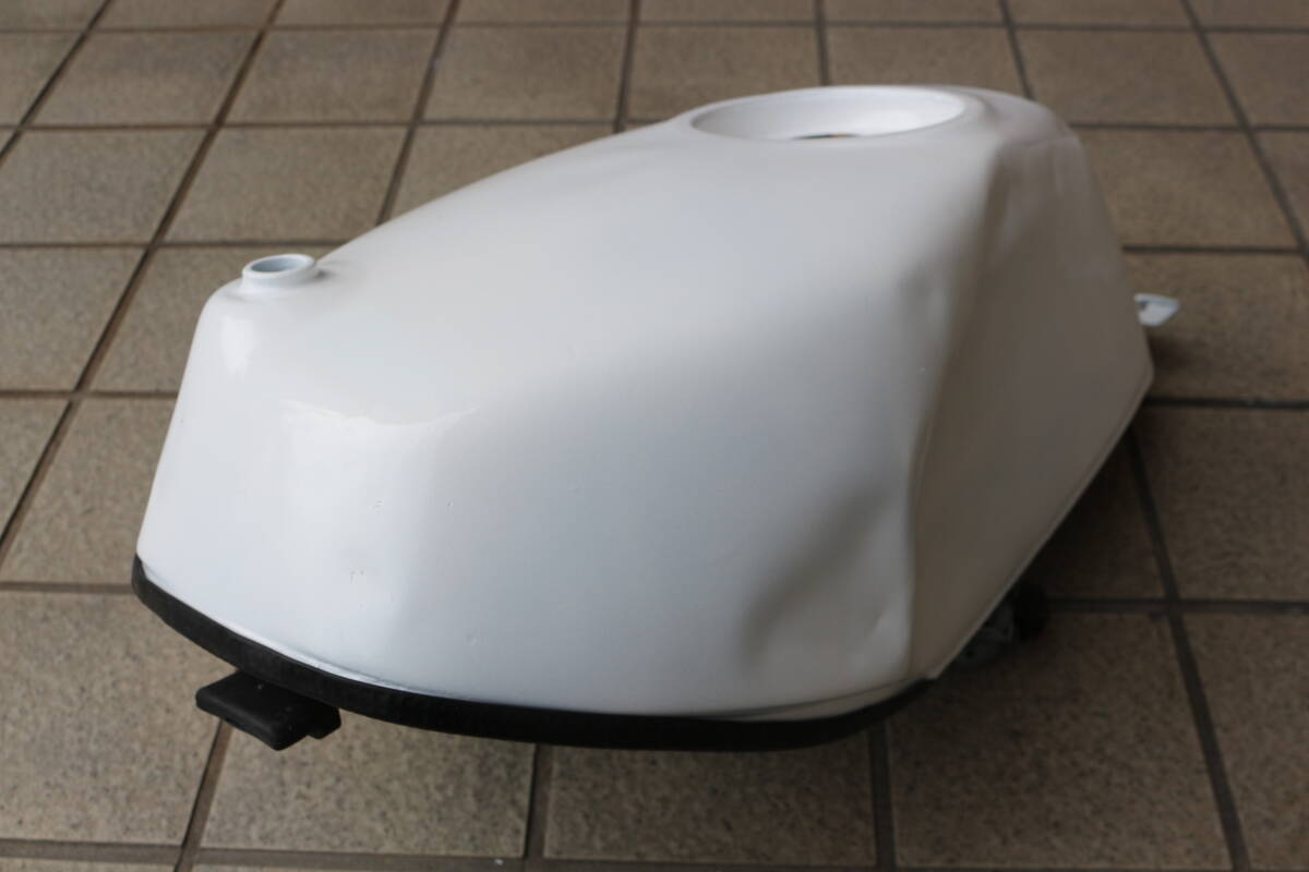 NSR50(レーサー) ガソリンタンク&コックセット(純正 NSR50(レーサー) ガソリンタンク&コックセット(純正