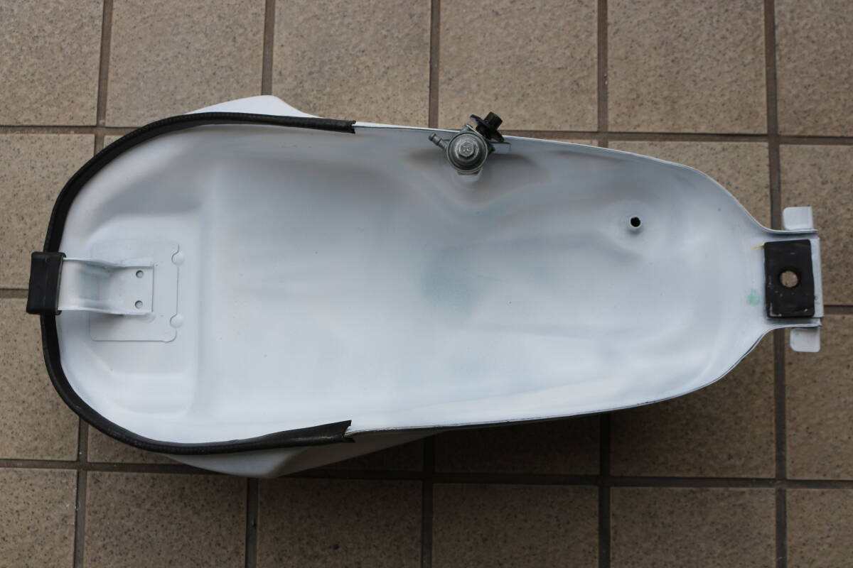 NSR50(レーサー) ガソリンタンク&コックセット(純正 NSR50(レーサー) ガソリンタンク&コックセット(純正