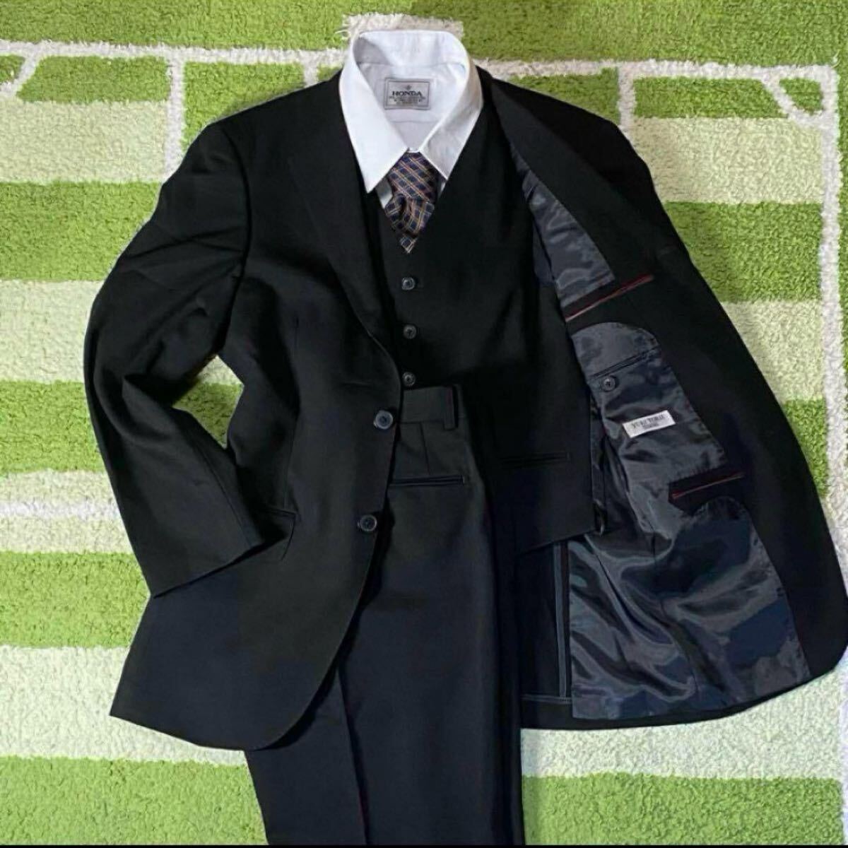 美品】YUKI TORII HOMME ユキトリイ スリーピース セットアップ 美品】YUKI TORII HOMME ユキトリイ スリーピース セットアップ