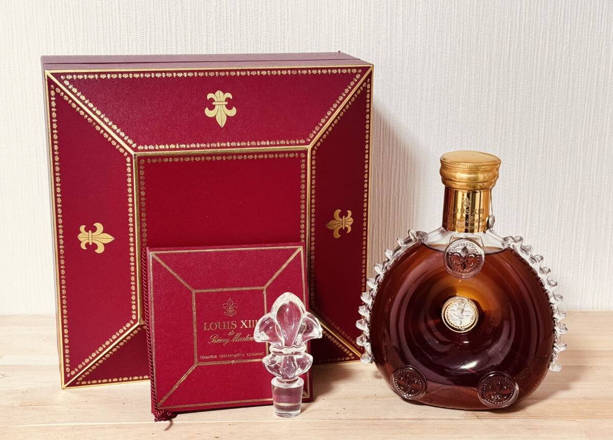 美品 シリアル不一致 レミーマルタン REMY MARTIN ルイ13世 金 美品 シリアル不一致 レミーマルタン REMY MARTIN ルイ13世 金