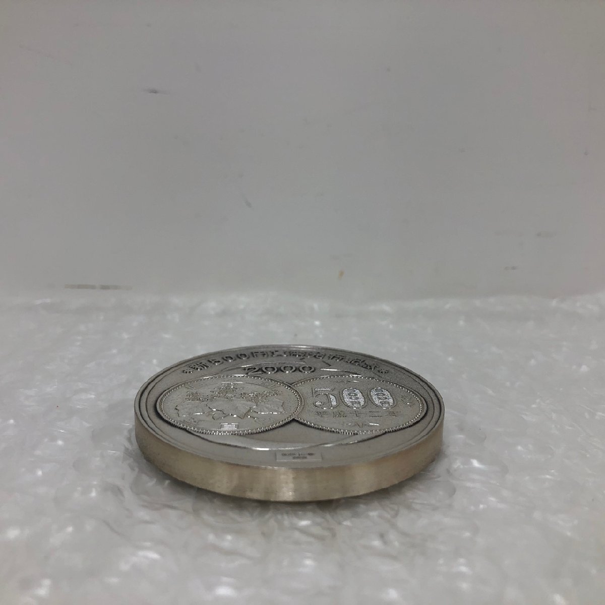 新500円貨幣発行記念 純銀メダル 134g 平成12年発行 新500円貨幣発行記念 純銀メダル 134g 平成12年発行