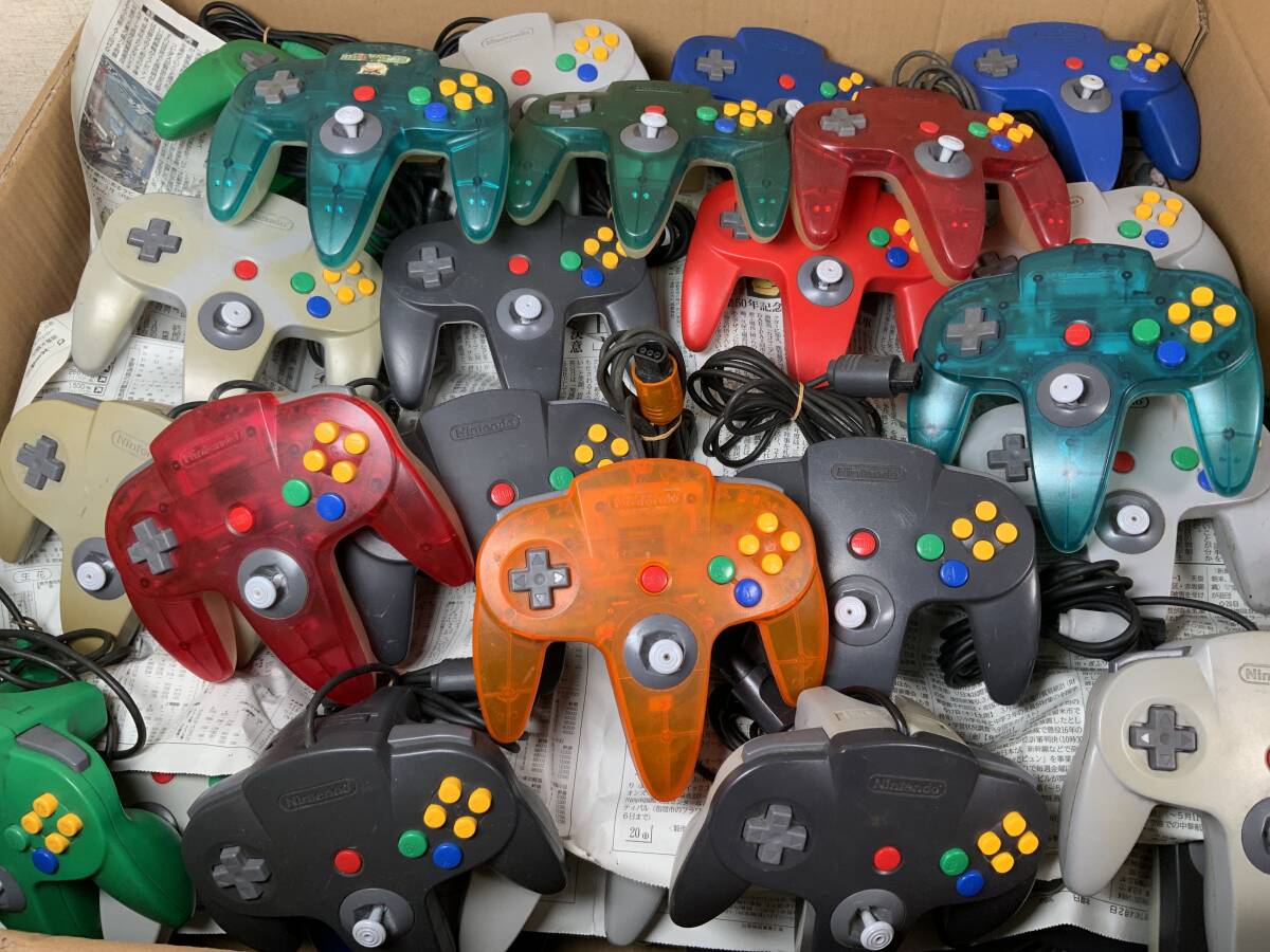 任天堂純正 NINTENDO64 NUS-005 コントローラー まとめ売り 70個 任天堂純正 NINTENDO64 NUS-005 コントローラー まとめ売り 70個