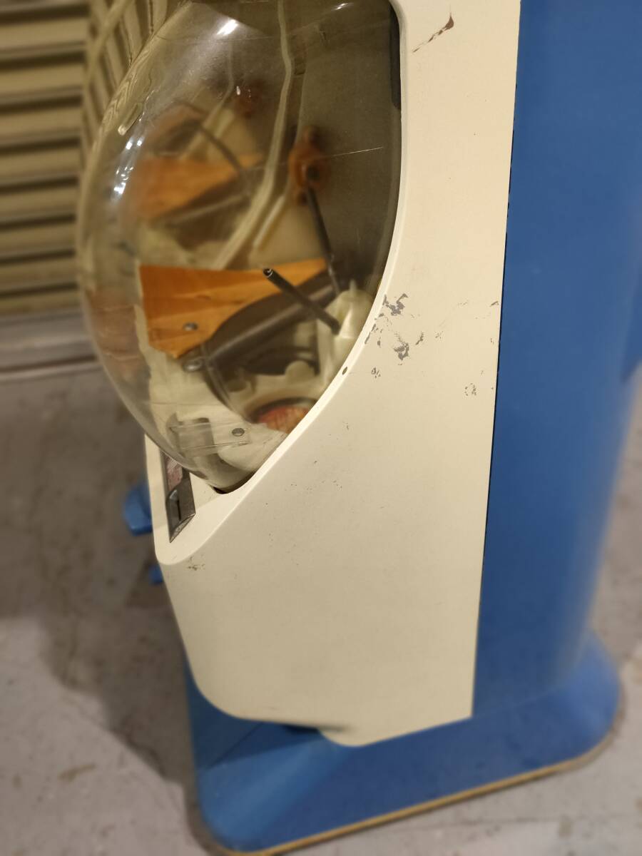 YUJINユージン☆ガチャガチャ本体(筐体)・ガシャポン YUJINユージン☆ガチャガチャ本体(筐体)・ガシャポン