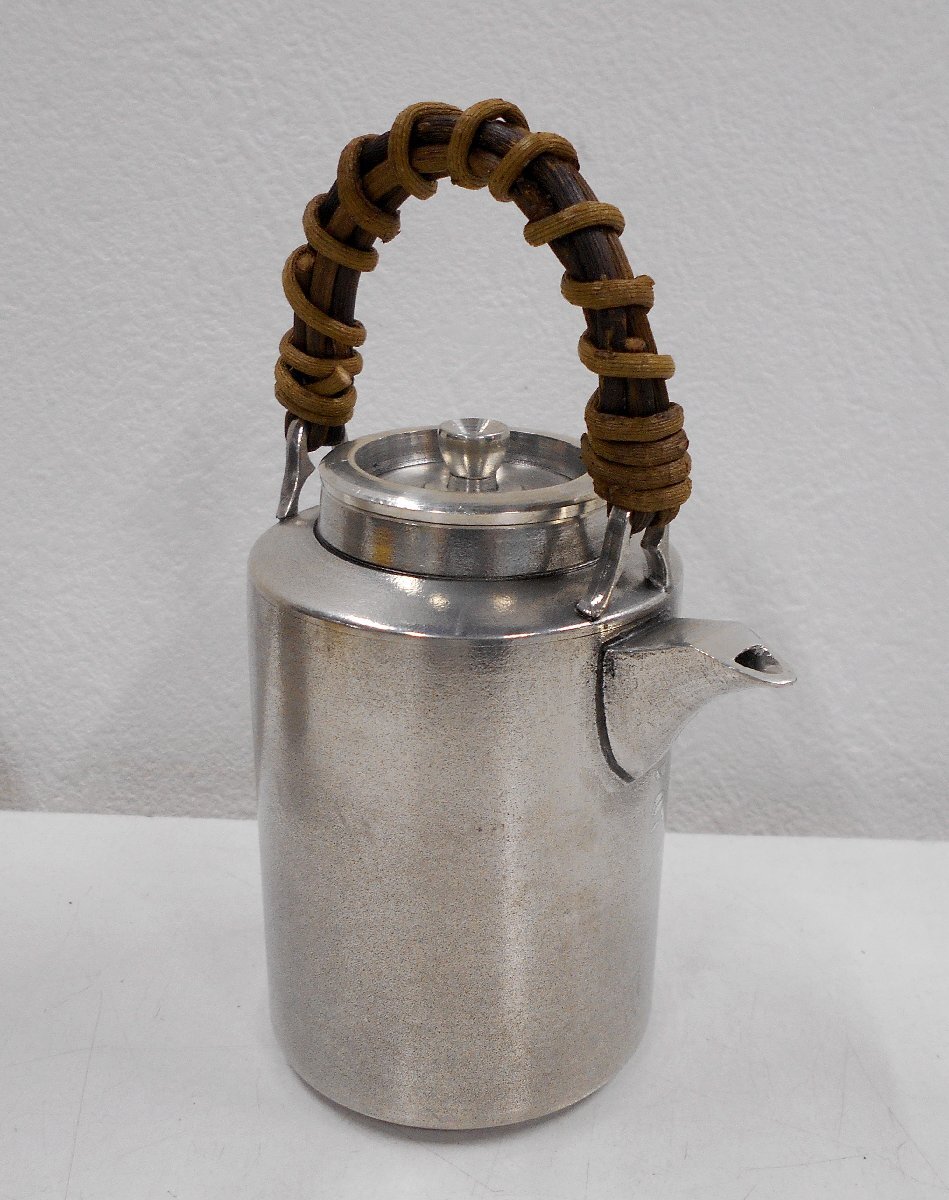 岩切美巧堂 薩摩 岩切 正錫製 茶筒 茶入 茶壷 酒器 お猪口 岩切美巧堂 薩摩 岩切 正錫製 茶筒 茶入 茶壷 酒器 お猪口