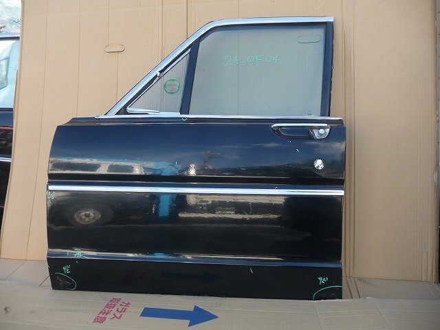 ☆ 日産 GLORIA グロリア HA30 昭和45年 助手席ドア フロント 左ドア 黒 24-0F04