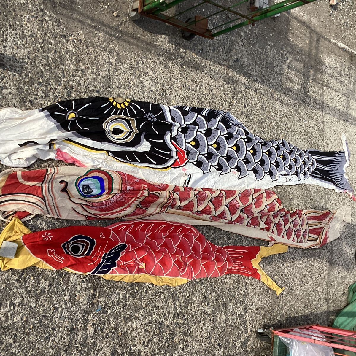 Y4262 鯉のぼり 古め 3点まとめ売り 赤鯉 こどもの日 端午 節句 Y4262 鯉のぼり 古め 3点まとめ売り 赤鯉 こどもの日 端午 節句