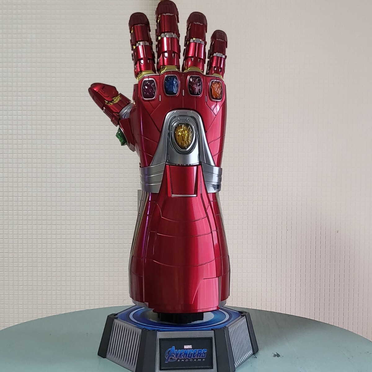 【訳あり特価】ホットトイズ『アベンジャーズ』 1/4ナノガントレットエンドゲーム ホットトイズ ナノガントレット 1/4アベンジャーズ エンドゲーム