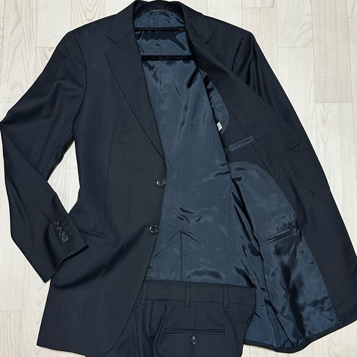 定価35萬(wàn)!!!頂點(diǎn)頂上Lサイズ!!!【アルマーニコレツォーニ ARMANI COLLEZIONI】唯一無(wú)二!!! 最高級(jí)Super150s◎ ストライプ スーツ 黒 48