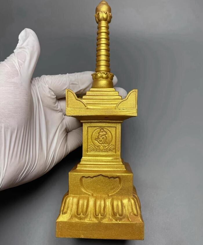 極上の木彫】宝篋印塔 美術工芸 木彫 浮月挽 木製 仏塔 仏教美術 極上の木彫】宝篋印塔 美術工芸 木彫 浮月挽 木製 仏塔 仏教美術