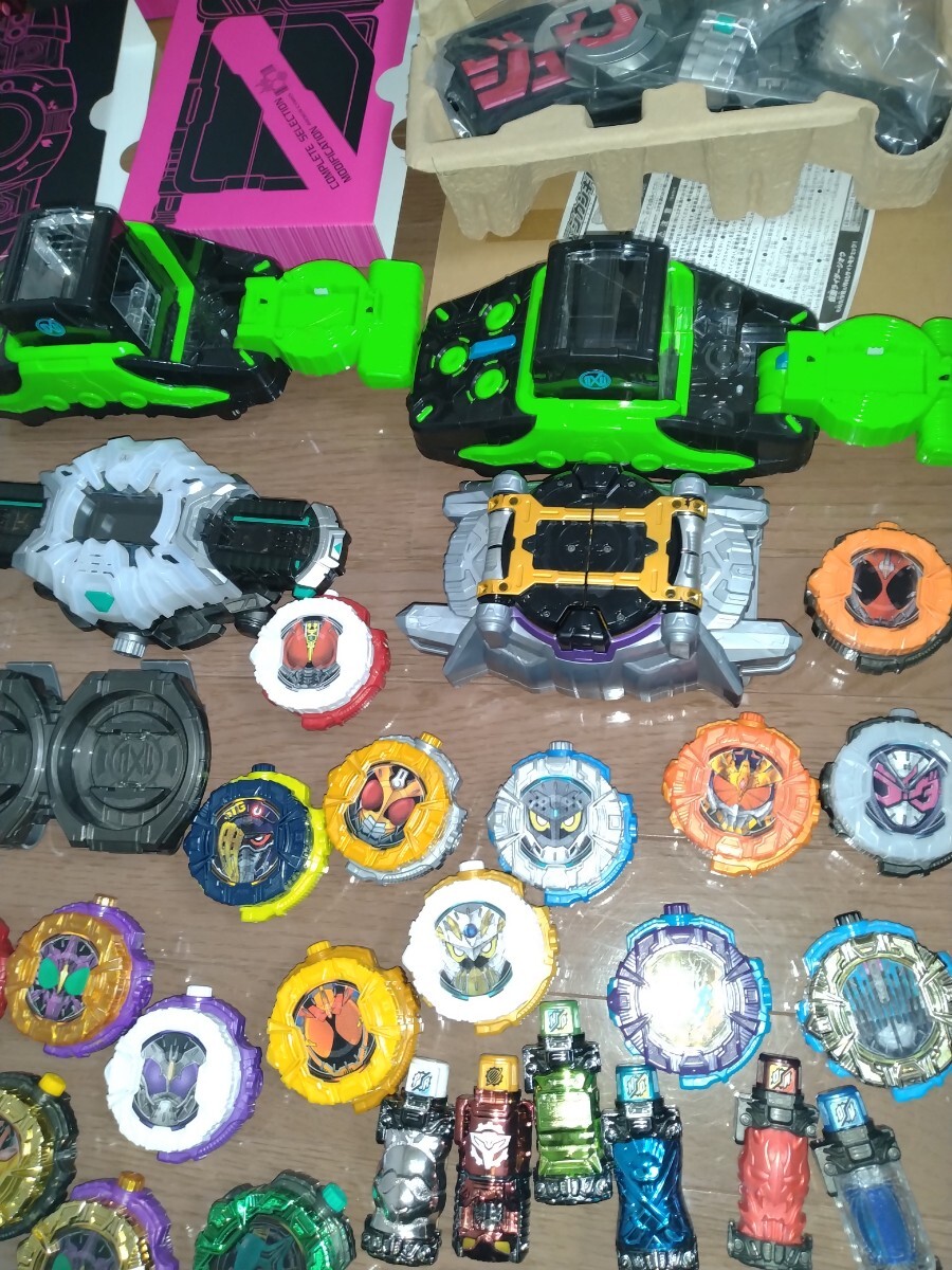 大量仮面ライダー変身ベルト DXジクウドライバー ジオウゼロワン 大量仮面ライダー変身ベルト DXジクウドライバー ジオウゼロワン