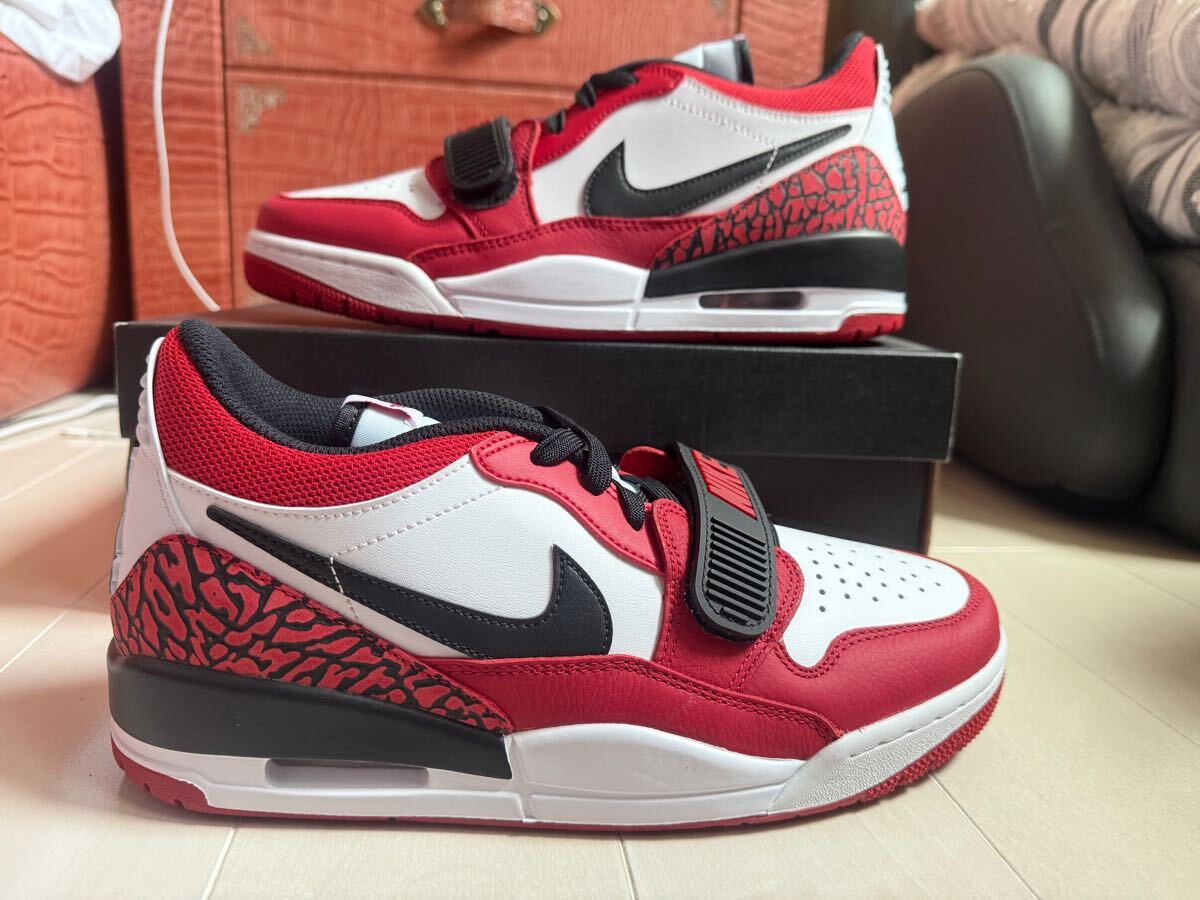 送料無料 未使用新品 Nike Jordan Legacy 312 Low Chicago 送料無料 未使用新品 Nike Jordan Legacy 312 Low Chicago