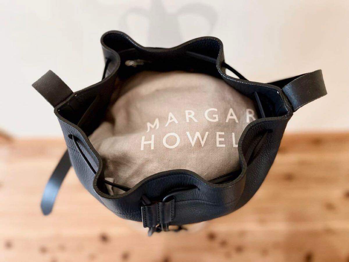 新品同様 イギリス製 MARGARET HOWELL マーガレットハウエル 新品同様 イギリス製 MARGARET HOWELL マーガレットハウエル