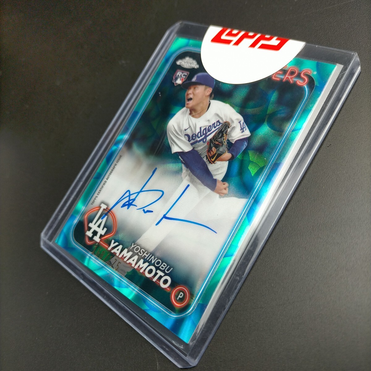 山本由伸 直筆サインカード 2024 Topps Chrome MLB ルーキー RC 山本由伸 直筆サインカード 2024 Topps Chrome MLB ルーキー RC