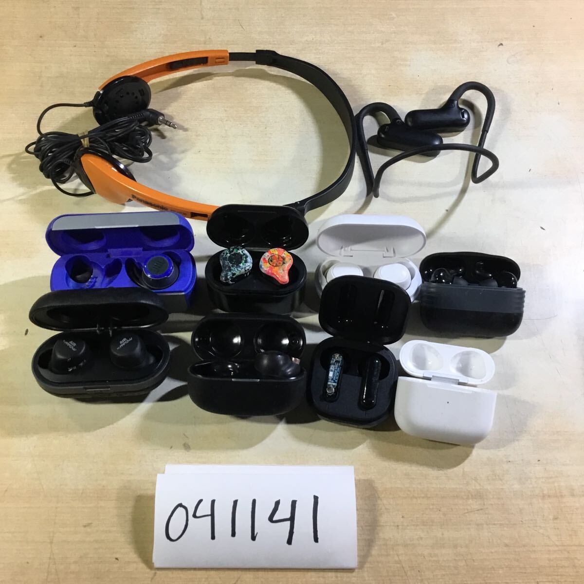 041141C) 【ジャンク品】まとめワイヤレスイヤホン Bluetooth 041141C) 【ジャンク品】まとめワイヤレスイヤホン Bluetooth