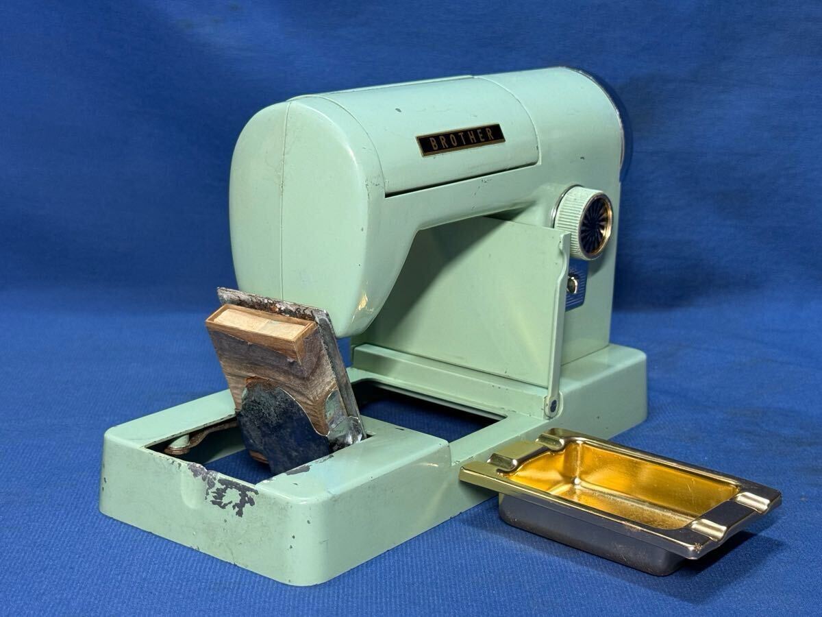 美品 ミシン型シガレットケース ブラザー 本社竣工記念 オルゴール 昭和36年 Yahoo!オークション - 昭和36年 ブラザーミシン 本社新社屋竣工