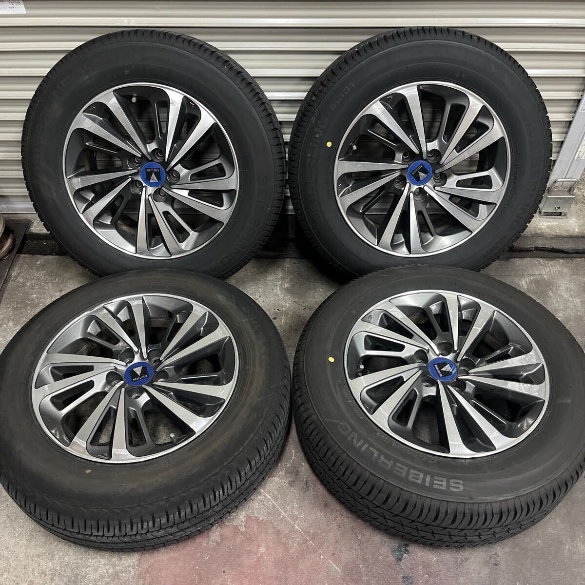 トヨタ 30 50 プリウス PHV 純正 モデリスタ アルミホイール 16 トヨタ 30 50 プリウス PHV 純正 モデリスタ アルミホイール 16