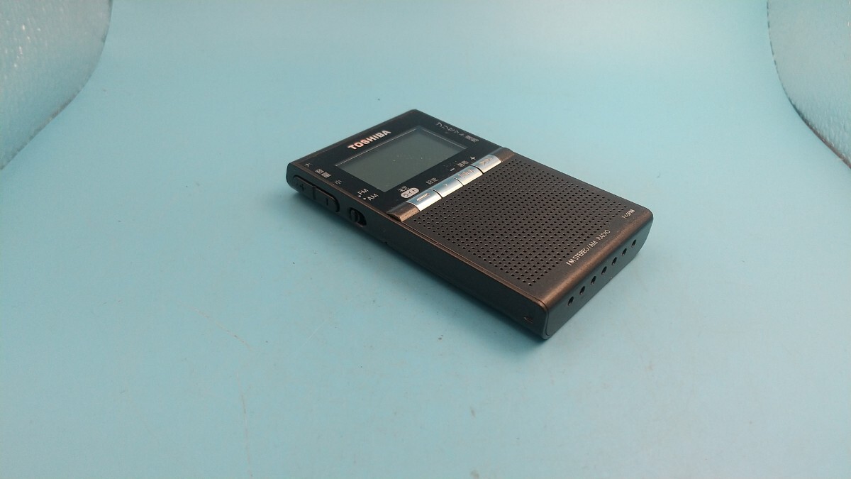 K3209 TOSHIBA TY-SPR8 FM/AM ラジオ ハンディポータブルラジオ K3209 TOSHIBA TY-SPR8 FM/AM ラジオ ハンディポータブルラジオ