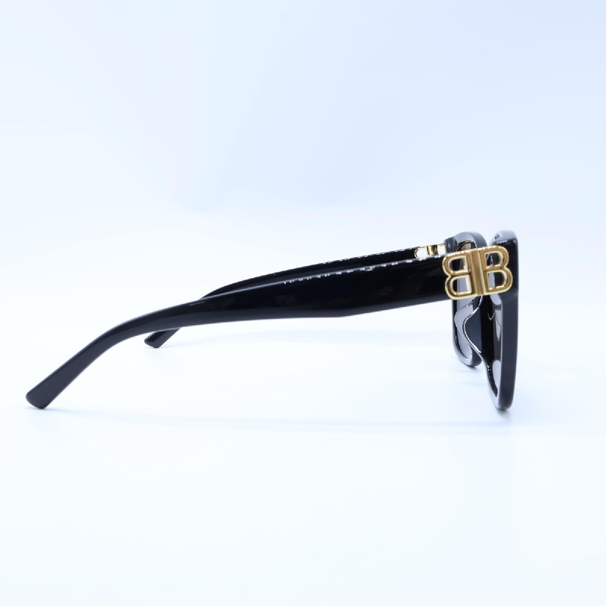 美品】BALENCIAGA バレンシアガ BB0102SA 001 ウェリントン 美品】BALENCIAGA バレンシアガ BB0102SA 001 ウェリントン