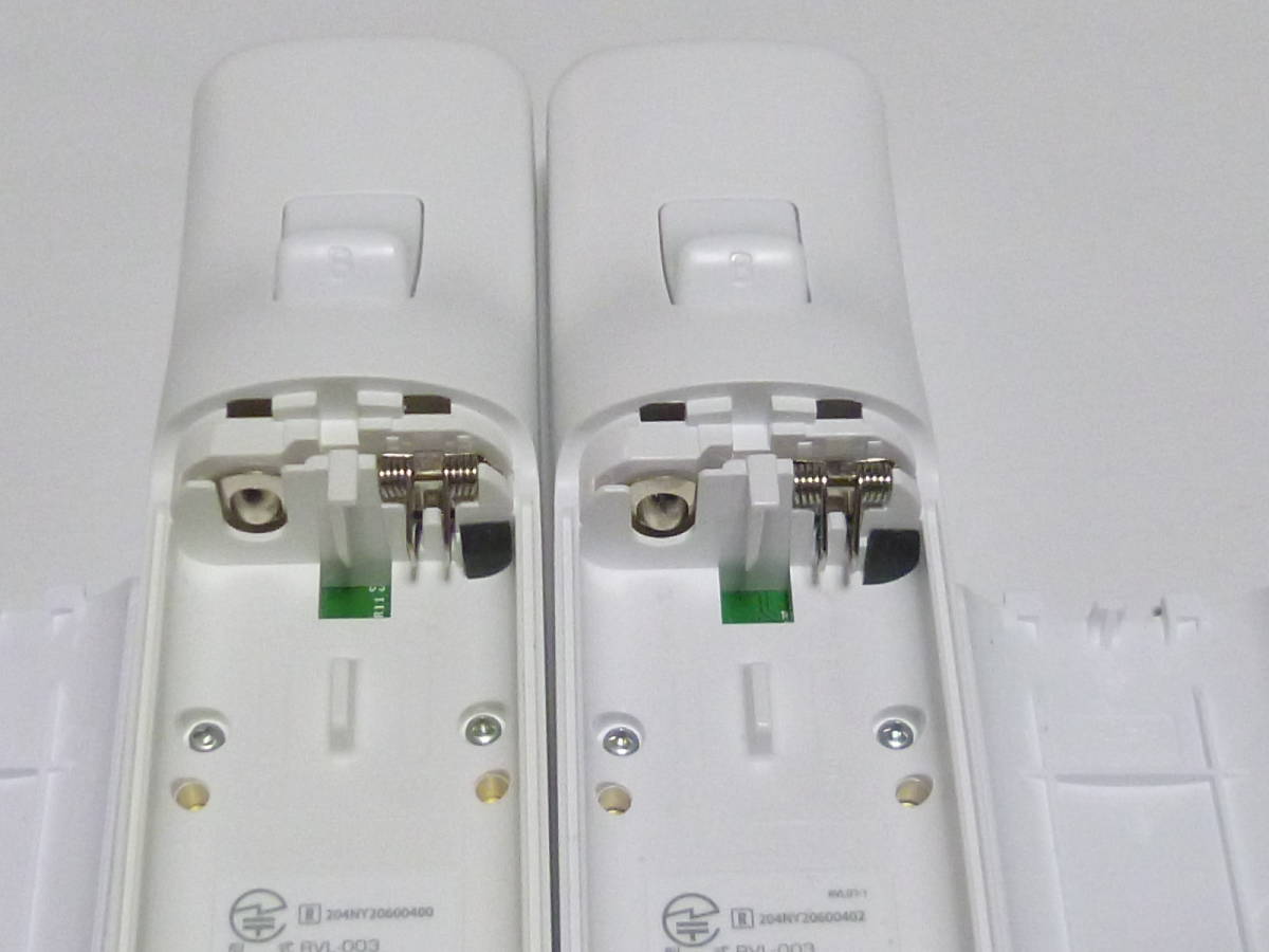 R055Wii リモコン 2個セット 任天堂 純正 RVL-003 白 ホワイト R055Wii リモコン 2個セット 任天堂 純正 RVL-003 白 ホワイト