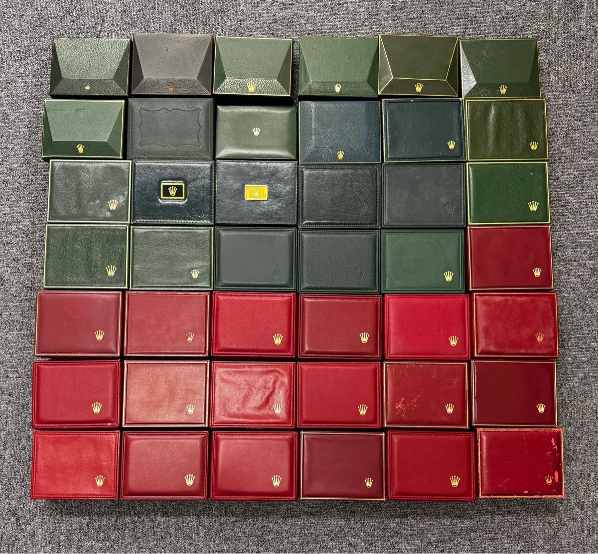 ロレックス箱 1円〜】 「ROLEX」 空箱 42箱 レディース 赤 ロレックス箱 1円〜】 「ROLEX」 空箱 42箱 レディース 赤
