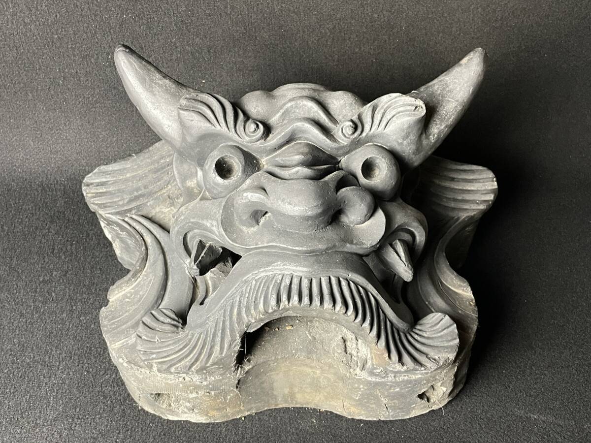 時代 旧日本家屋 鬼瓦 厄除け 魔除け 鬼面 飾瓦 特大 重量約14.6 時代 旧日本家屋 鬼瓦 厄除け 魔除け 鬼面 飾瓦 特大 重量約14.6