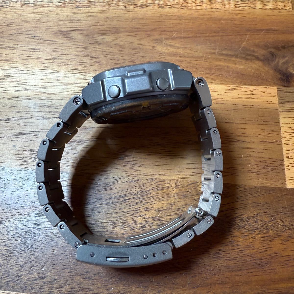 1円スタート】CASIO G-SHOCK 最高峰モデル MRG-110T 可動品 1円スタート】CASIO G-SHOCK 最高峰モデル MRG-110T 可動品
