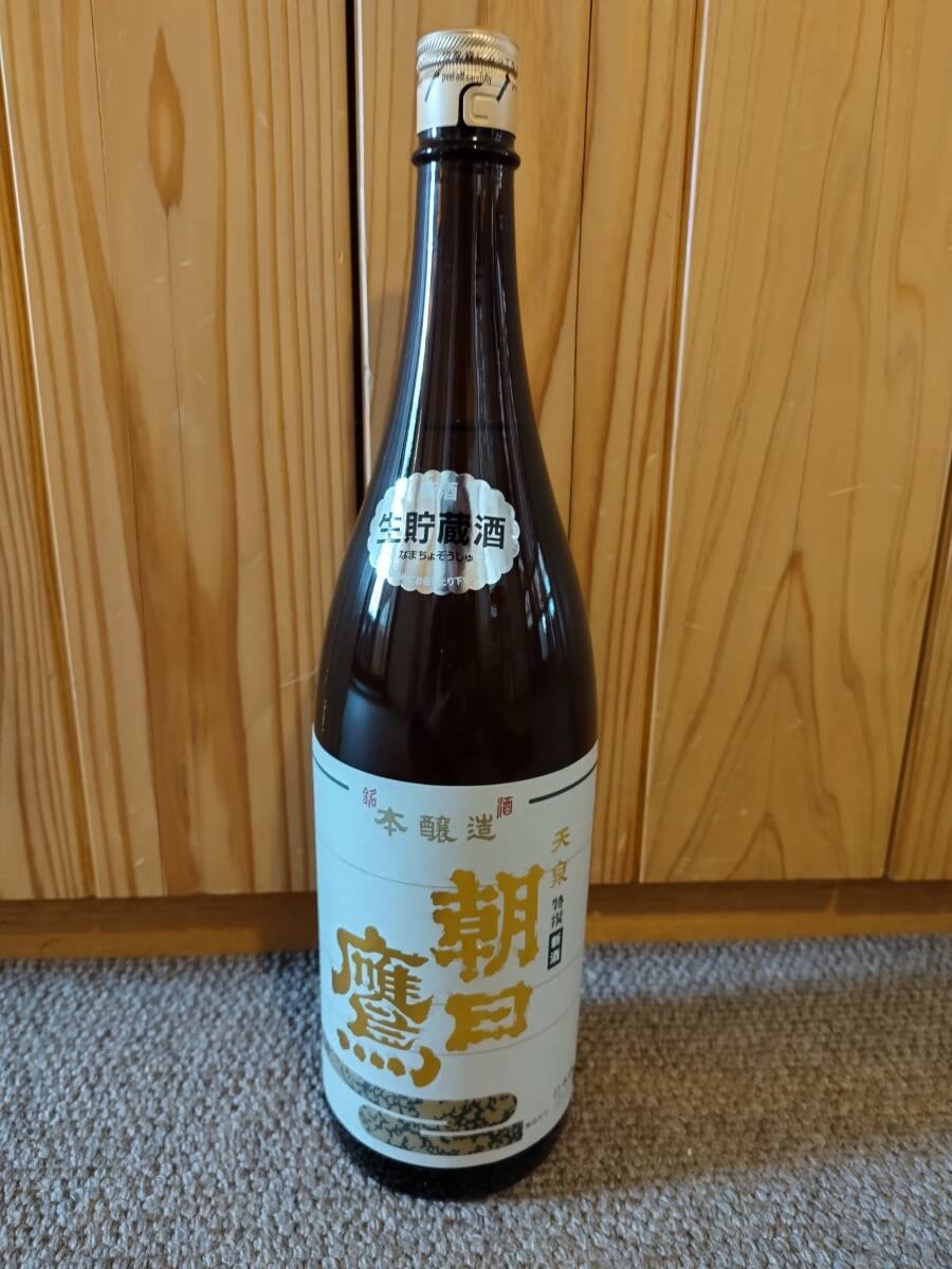 朝日鷹 1.8L 詰め日2025/2月 十四代の蔵元 山形県高木酒造の本 朝日鷹 1.8L 詰め日2025/2月 十四代の蔵元 山形県高木酒造の本